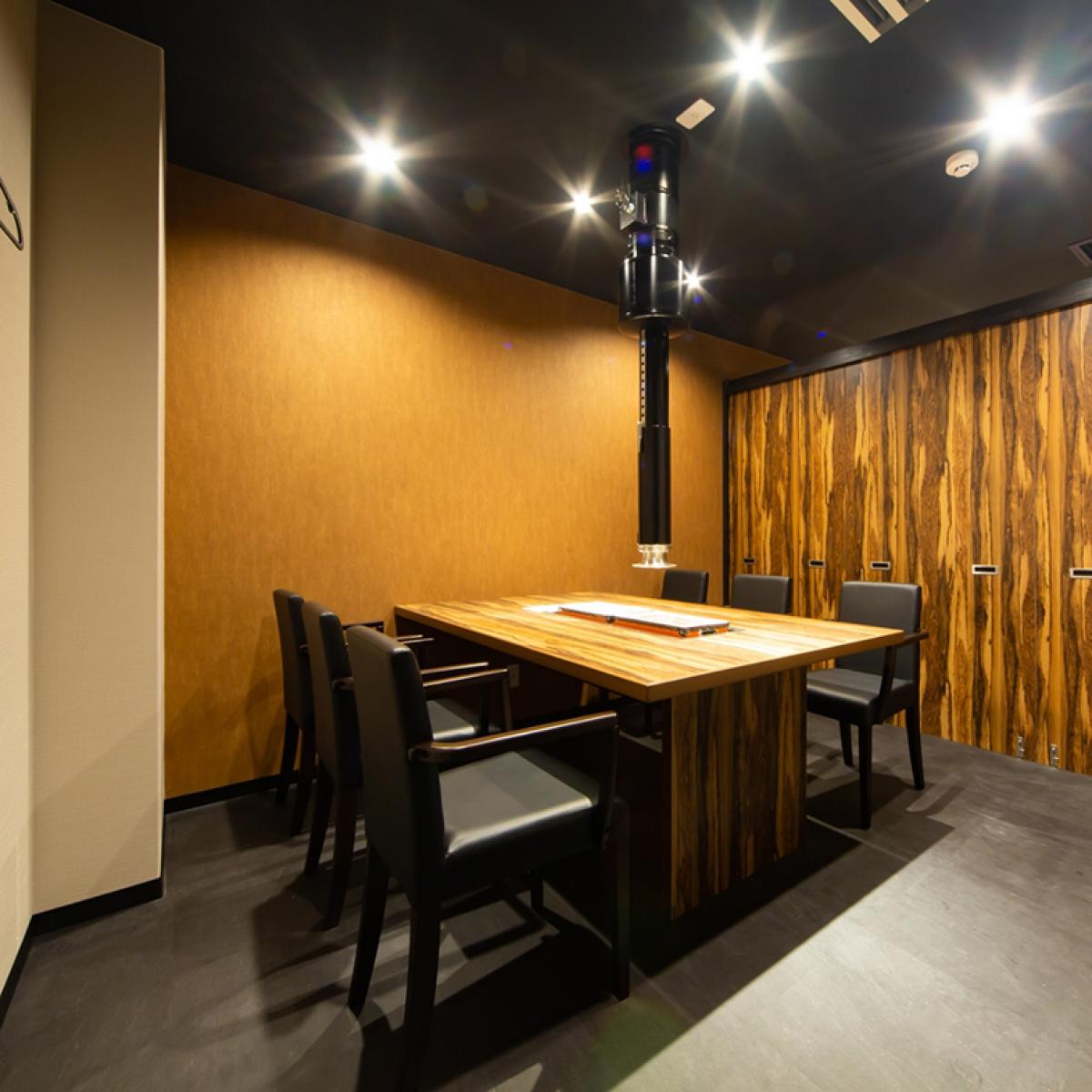 焼肉店のスケルトンリフォーム工事の様子をご紹介します