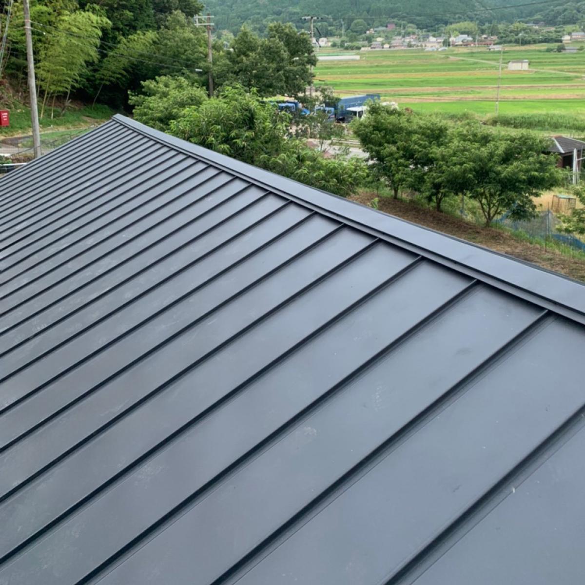 軽くて強い屋根に|屋根葺き替え工事施工事例