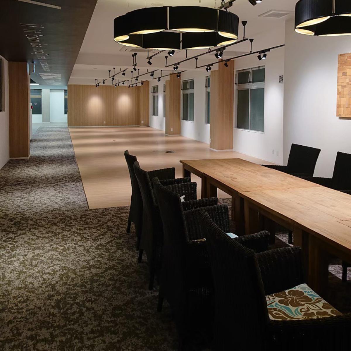 大規模オフィス改修工事施工事例|後編:完成編(仕上げ・照明・サイン・オフィス空間の全貌)