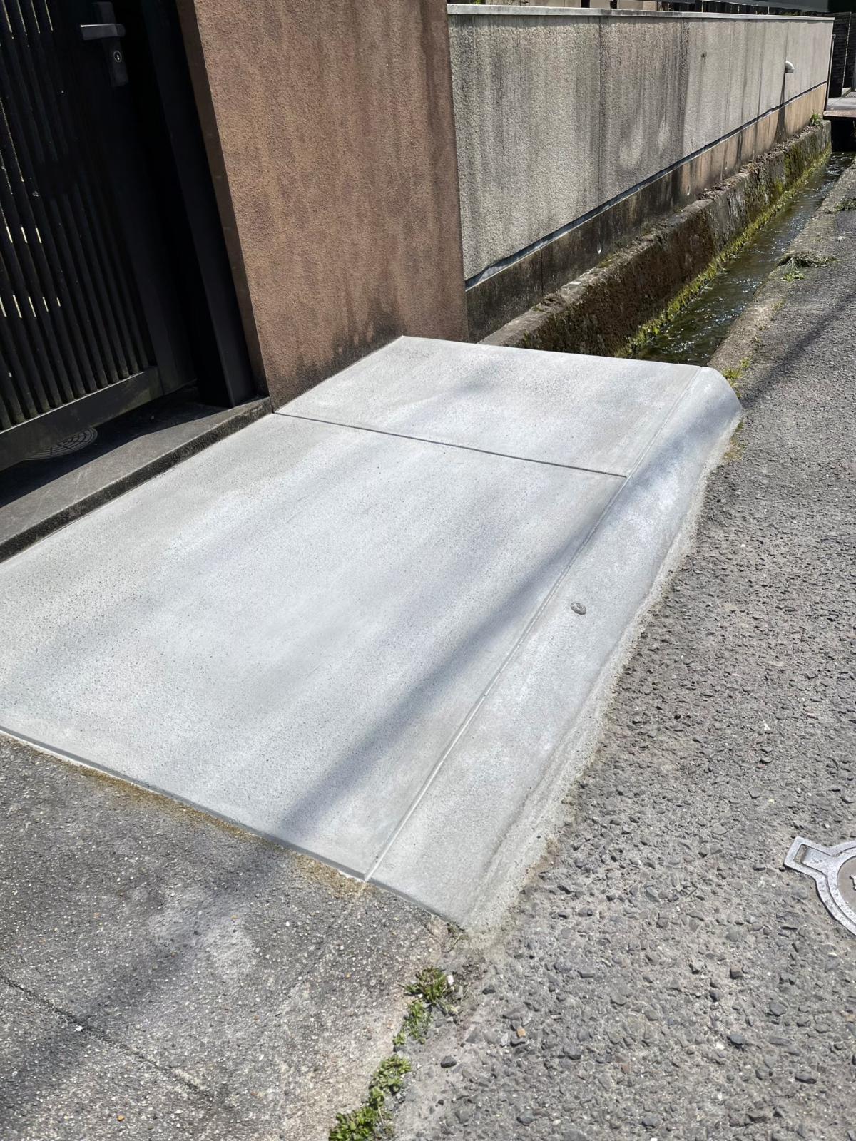 側溝まわり土間コンクリートの崩れを徹底調査・補修|外構補強工事施工事例